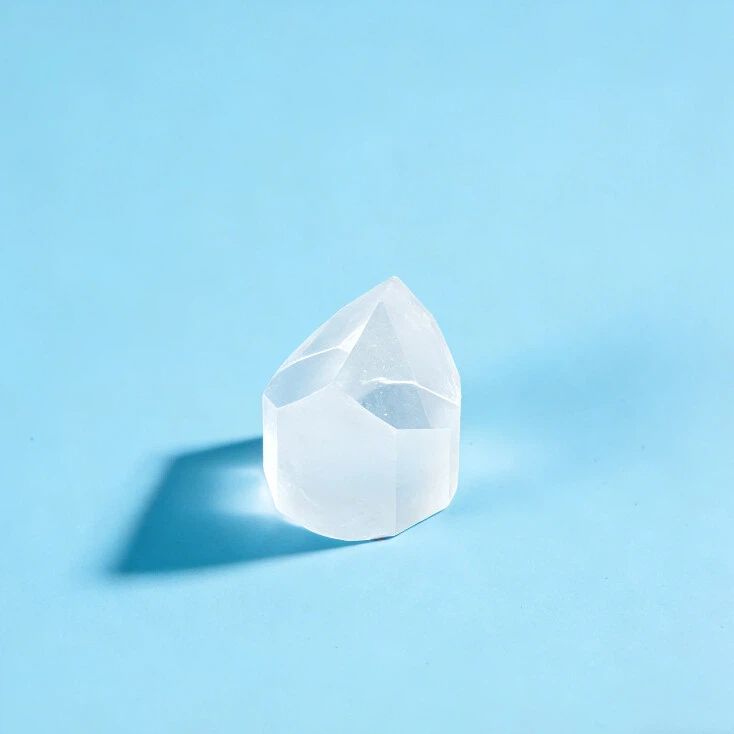 UV Fused Silica High Precision Corner Cube Prism