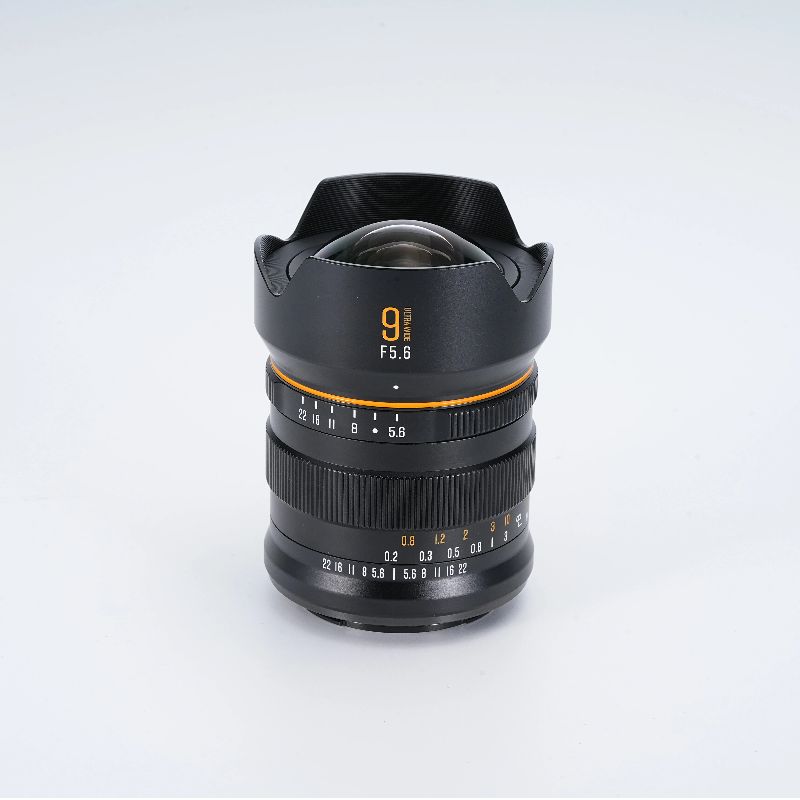 Full-frame 9mm ultra wide lens